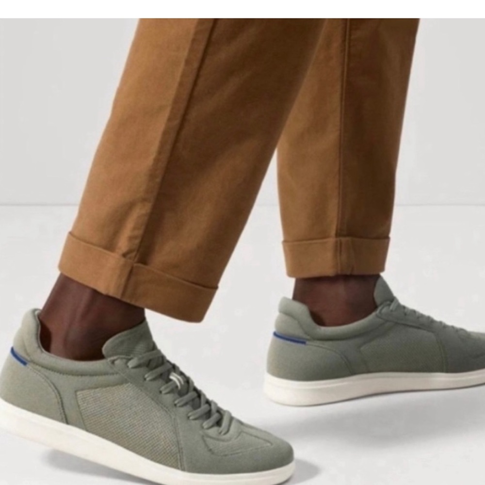 ROTHY’S RS01 lace up sneakers Olive green men’s size 8
